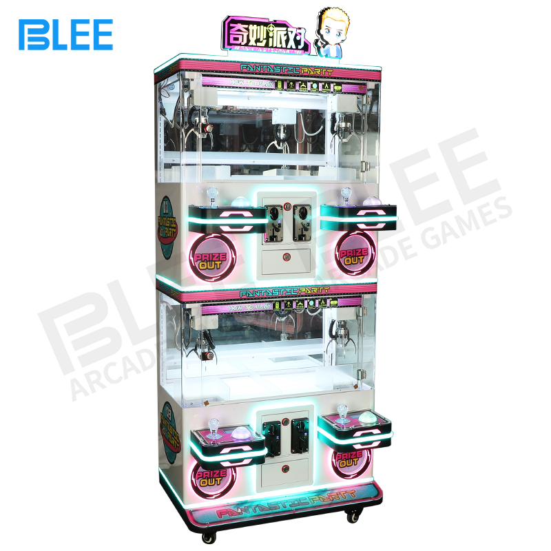 コイン式4人用ミニクレーンゲーム機、キャンディ販売クレーンゲ - Arcade Vending Machines For Sale のレビューと価格